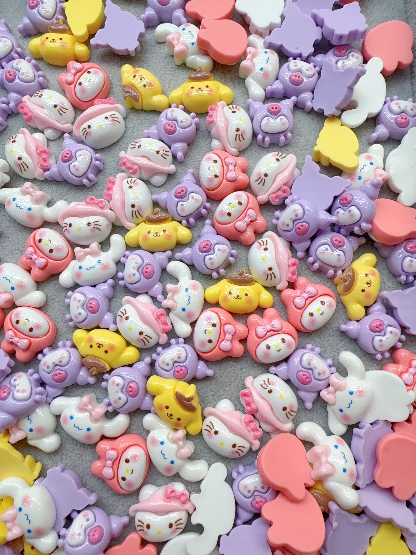 50 Pcs Sanrio Cartoon Mix Charm